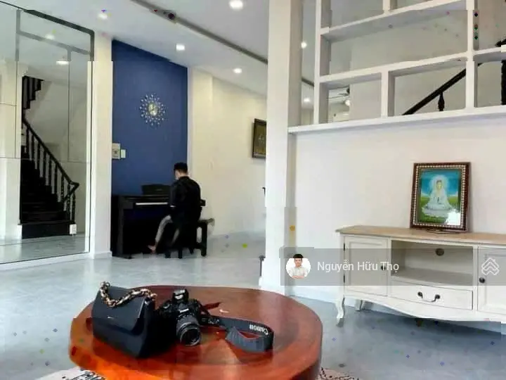Bán nhà Thảo Điền, xe hơi vào tận nhà đang cho thuê 40 triệu/tháng, Giá chỉ 17 tỷ, cực kỳ tiềm năng