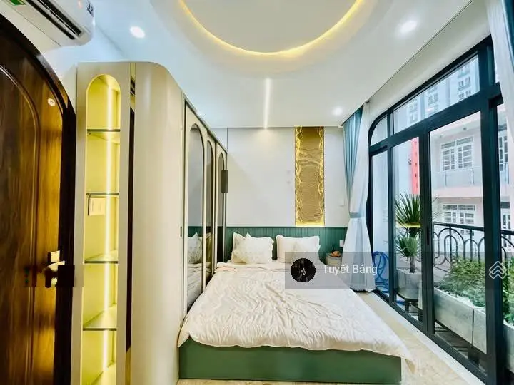 Nhà đang cho thuê 18 tr/t Phạm Văn Hai,P.3,Q.Tân Bình.Gía chỉ 3tỷ390.Liền kề cv Hoàng Văn Thụ