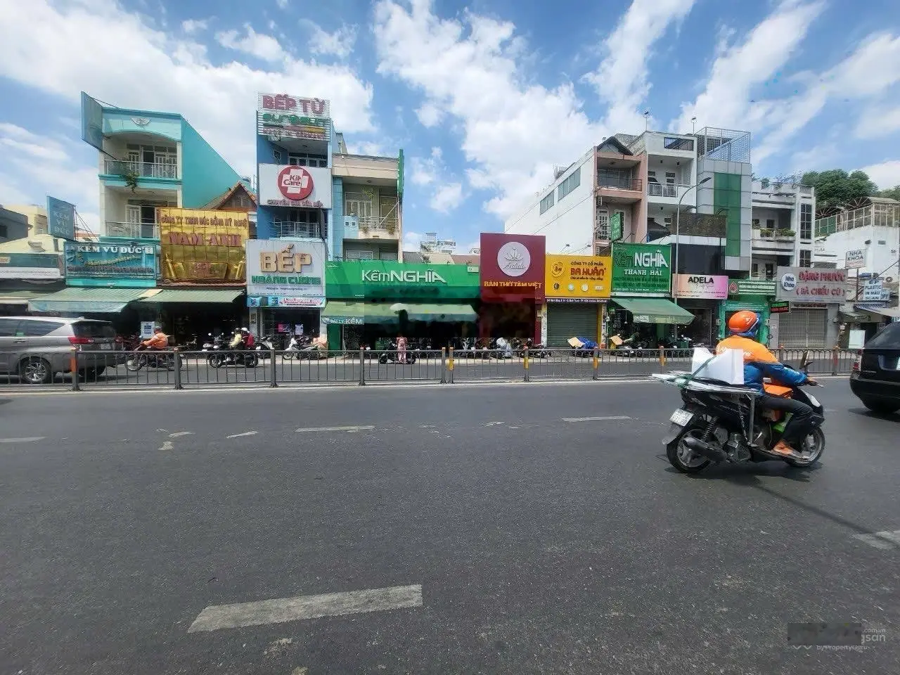 Cần Bán MT Bạch Đằng P.14 Q Bình Thạnh , 8.4 x22m cấp 4, 51 tỷ TL