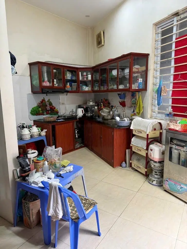 Bán nhà Kim Mã, ngõ rộng thông thoáng, an ninh tốt. 71m2 x 3 tầng