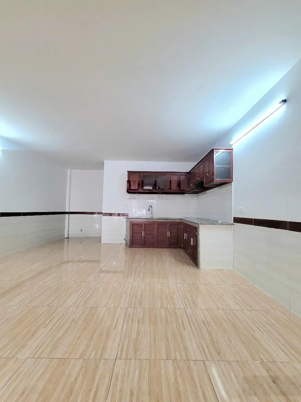 Bán nhà cấp 4 (5x25m), mặt tiền sầm uất đường Phan Đình Giót p. An Phú