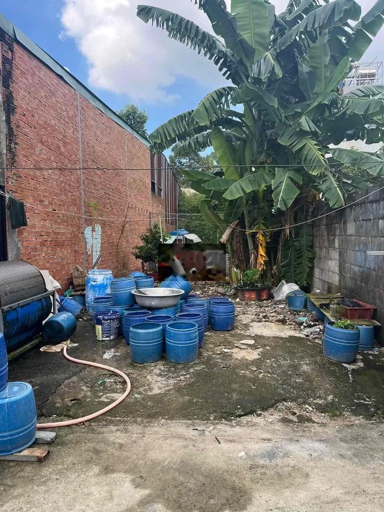 Bán lô đất hẻm ngay sát chợ dĩ an.bình dương