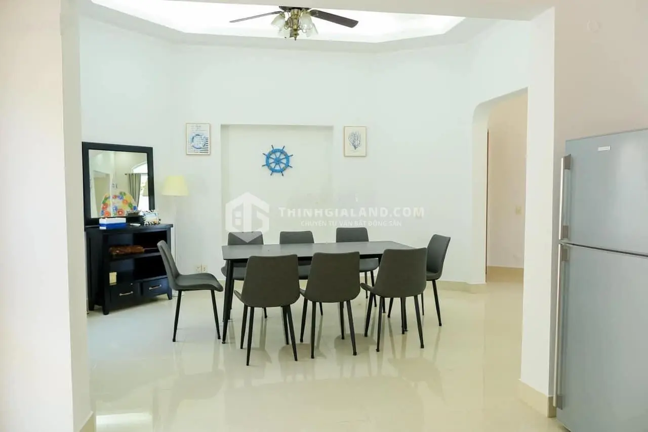 Bán căn biệt thự tại Bãi Sau Vũng Tàu sổ hồng hoàn công, dân cư thân thiện, phù hợp để ở nghỉ dưỡng