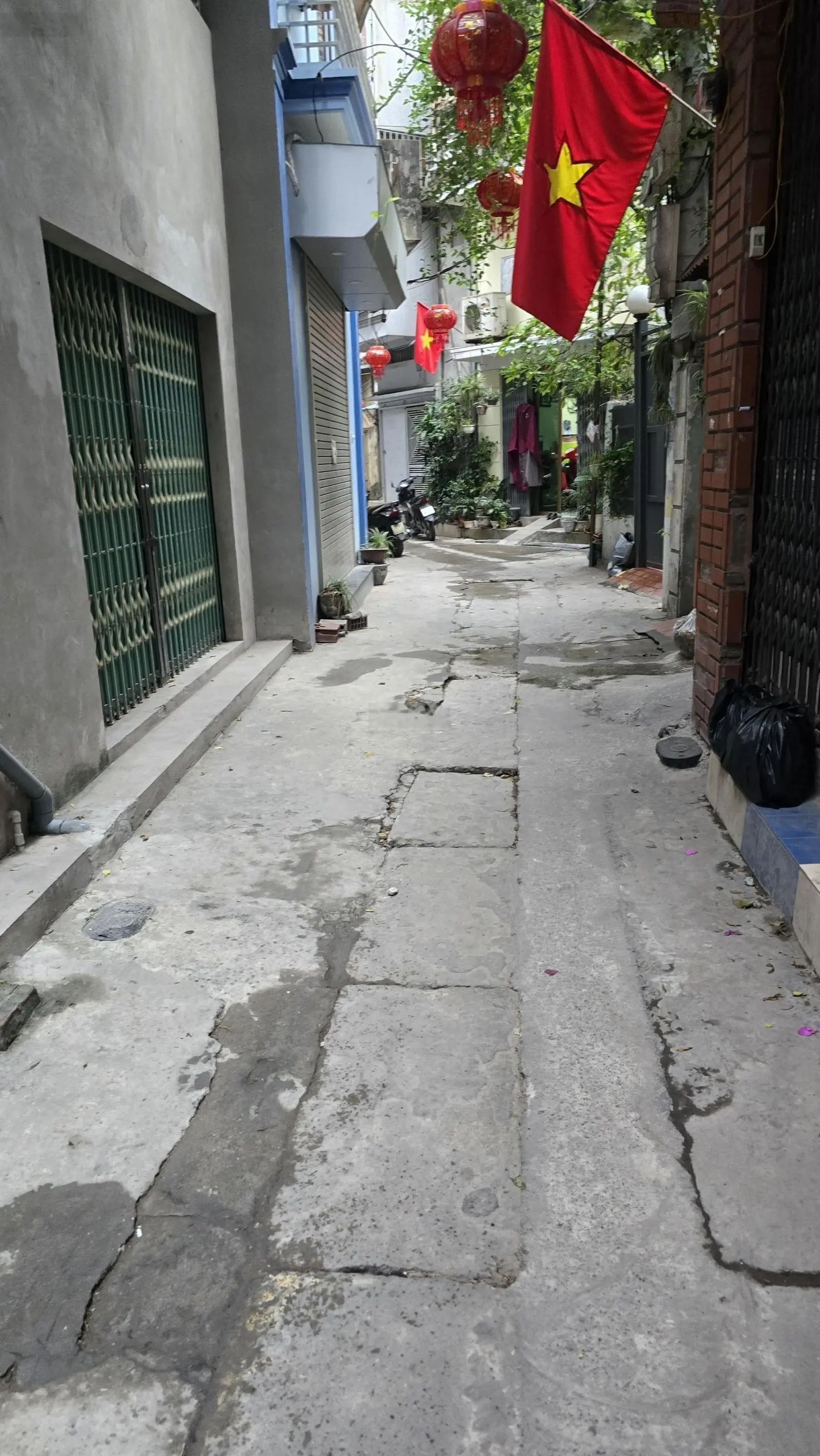 Cấp báo bán mảnh đất siêu đẹp 153m2, vuông vắn, ngõ rộng gần ngã ba Trương Định, Nguyễn Đức Cảnh