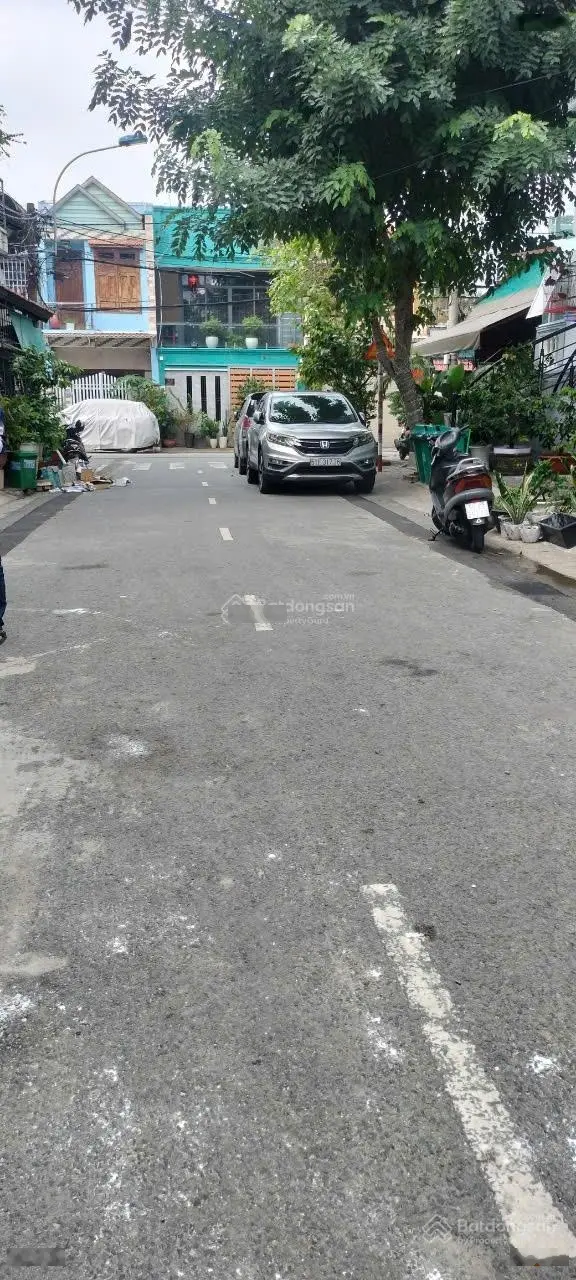 (Huỳnh Thị Đồng, TT Nhà Bè)nhà phố 4 tầng - xe tải tránh thông tứ tung 55m2 ngang 4.6m - chỉ 5.85tỷ
