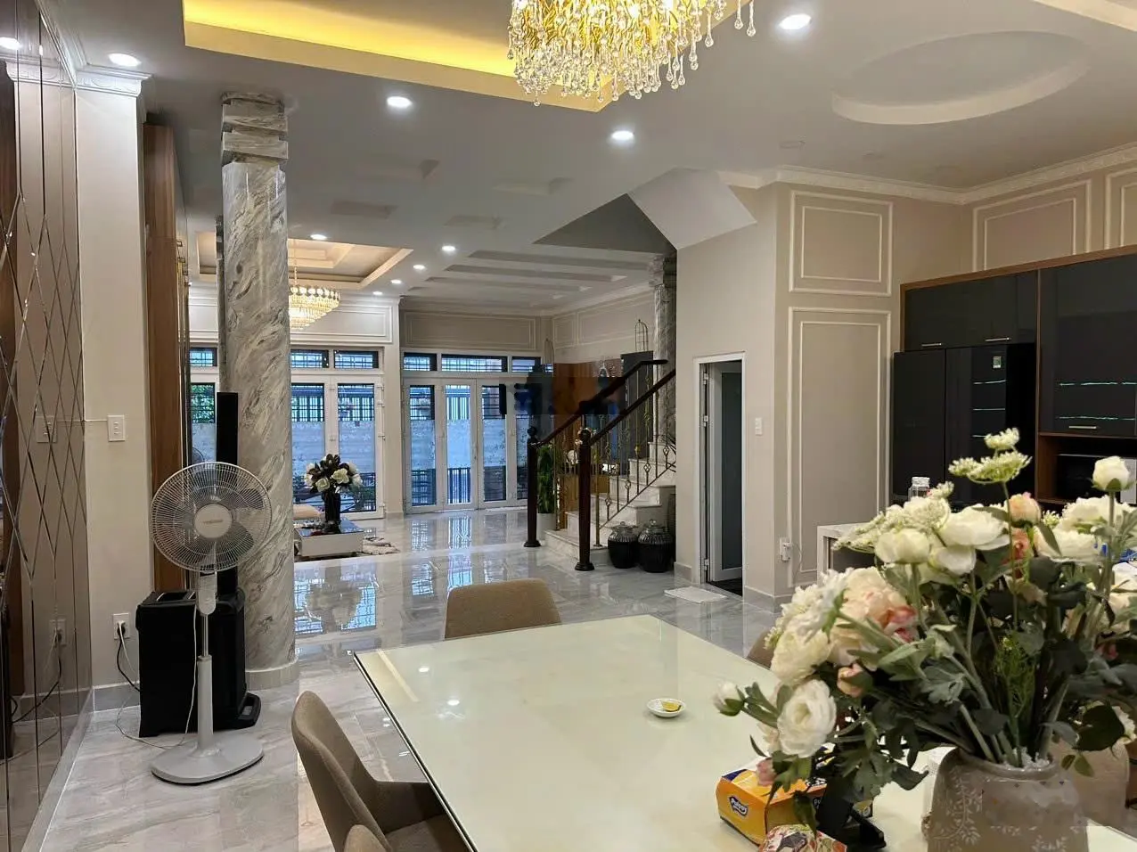 Ngang to 6,5m - HXH Võ Thị Sáu, Tân Định, Quận 1. DT: 6,5 x 18m. CN: 112,8m2. Giá: 28 tỷ