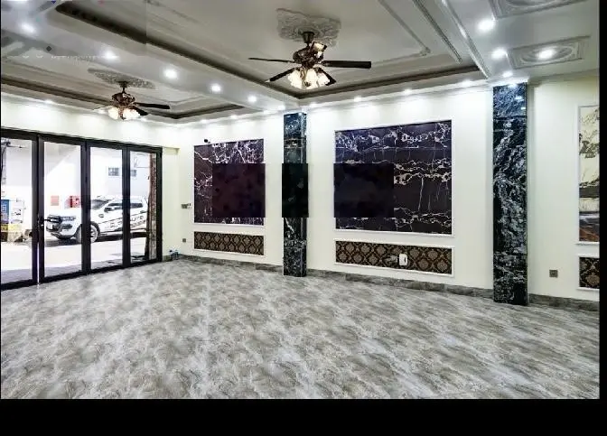 Bán nhà mặt phố vồ ngay lập tức! Nhà 6T Nguyễn Văn Hưởng - thang máy dát vàng, 76m2 - MT 7m - 22 tỷ