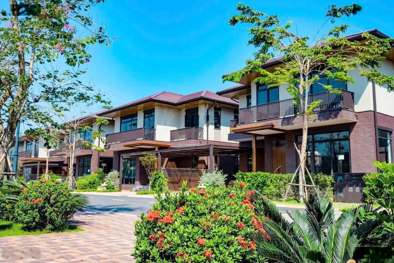 Bán căn biệt thự đơn lập Waterpoint 15x15=225m2 10,4 tỷ đối diện công viên và clubhouse 0937 832 ***