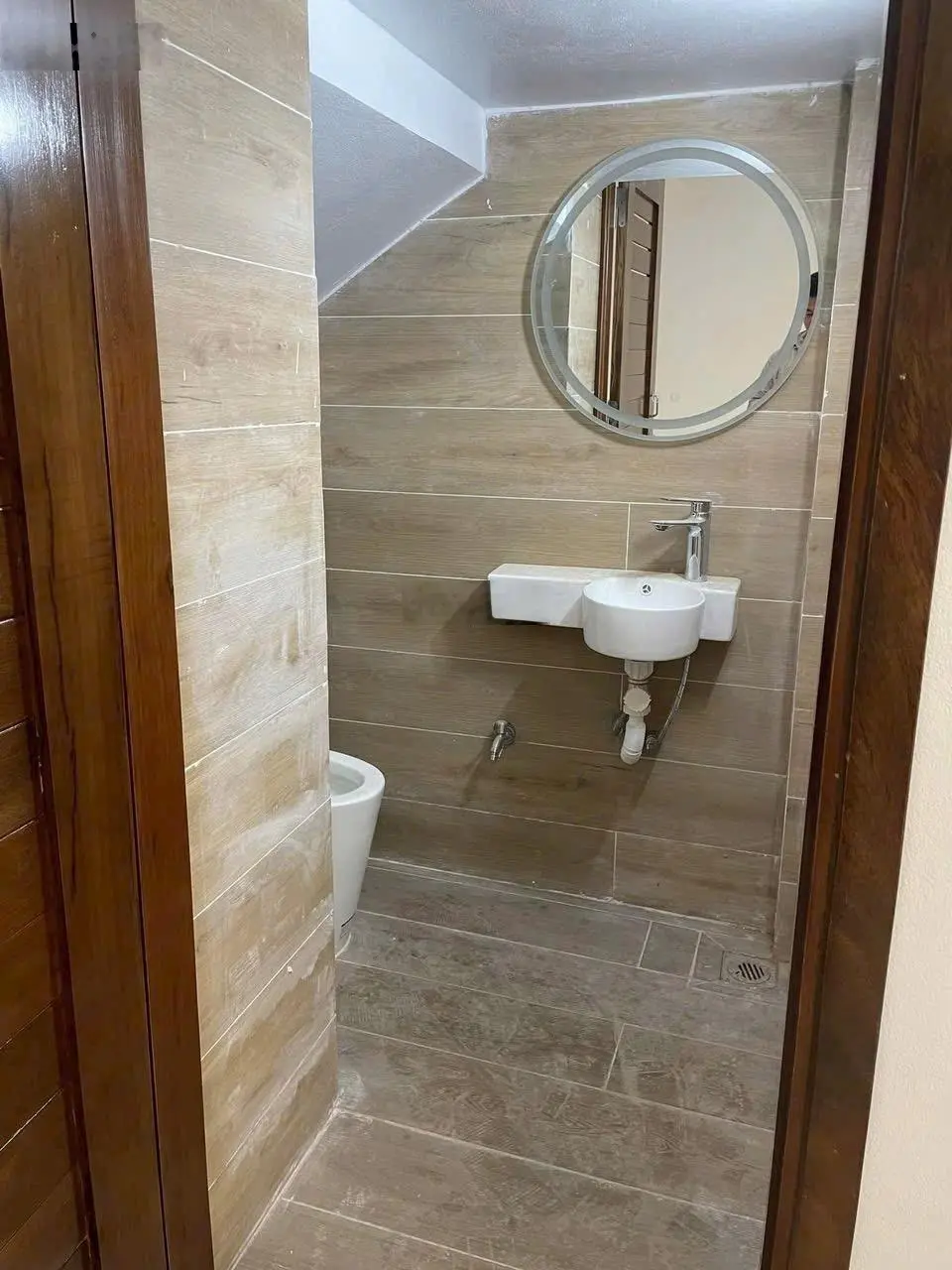Cần bán vài căn nhà liền kề xây mới phường Tân Bình - TP Hải Dương 2.7 tỷ - 2.8x tỷ