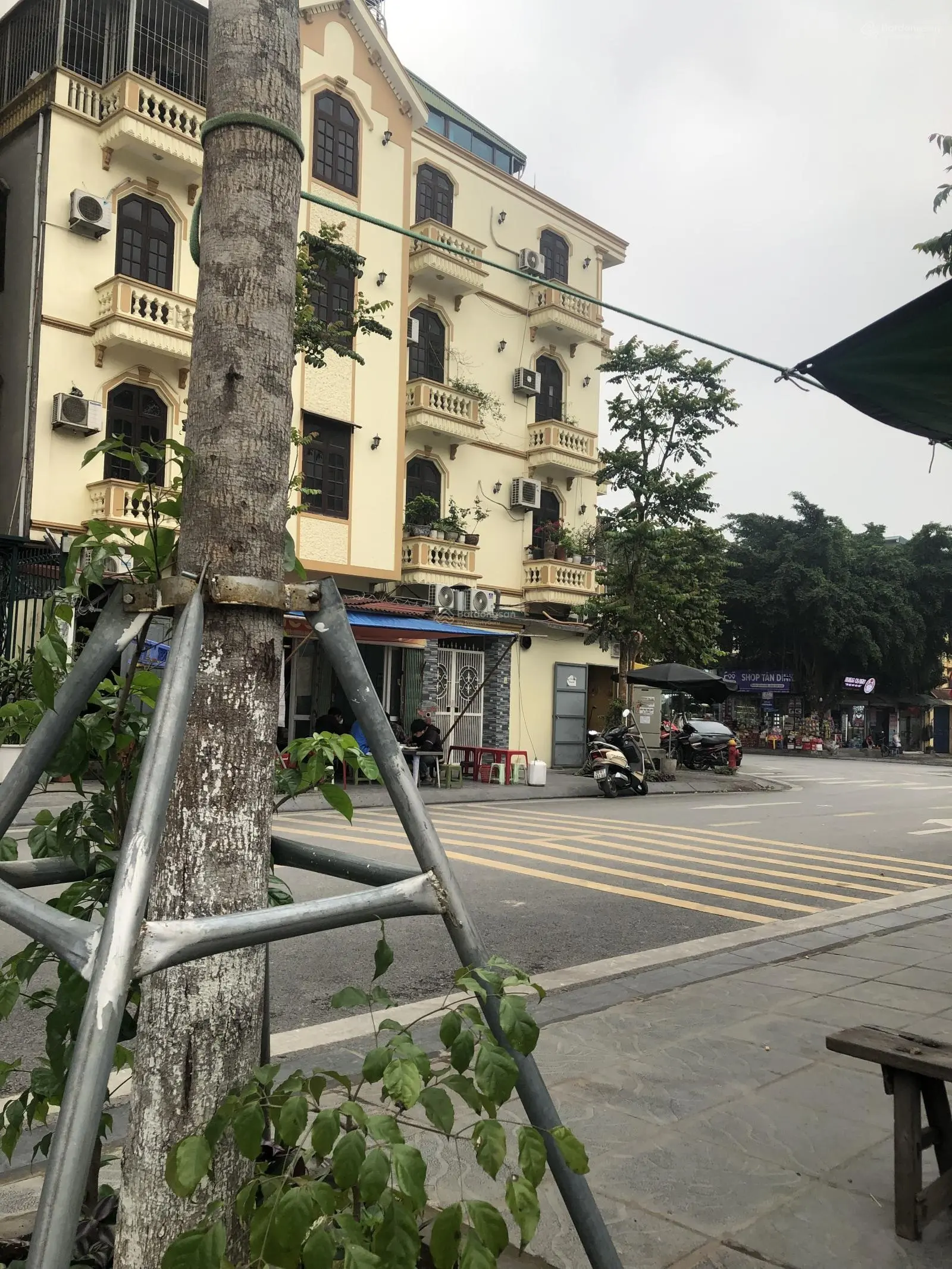 Bán nhà - trung tâm phố đàm quang trung-eon long biên ô tô vào nhà dt: 48m x 6tầng giá:10,6tỷ