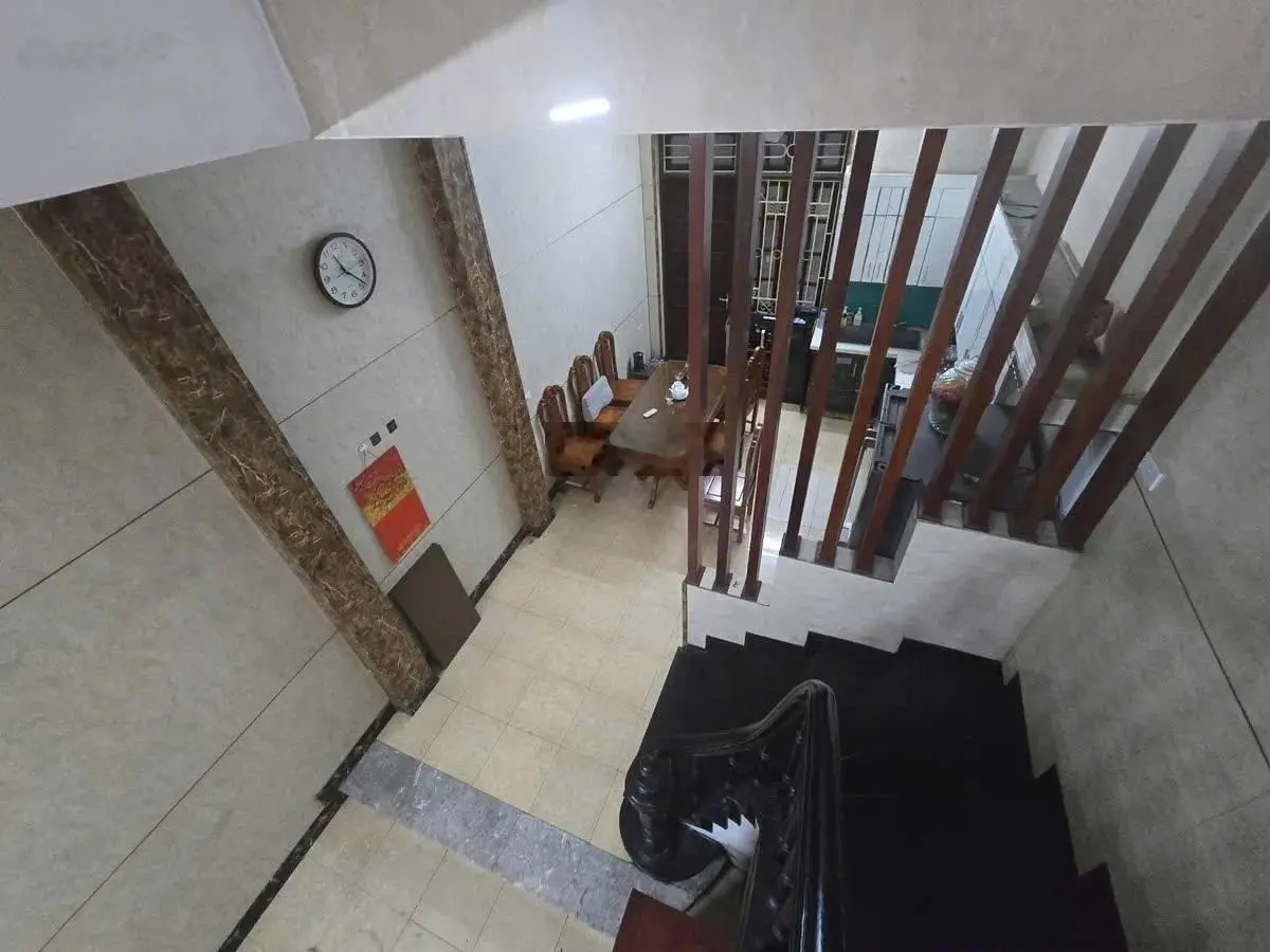 Bán nhà riêng Mỹ Đình, dt 56m2, ô tô đỗ cửa, giá 13.8 tỷ. Lh: 0372541866