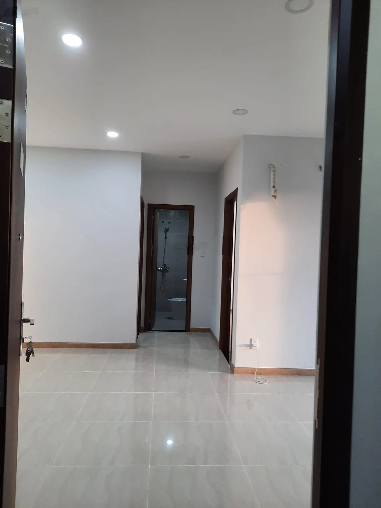 HOT HOT - Chủ gửi bán gấp căn 2PN2WC - 57m2- có ban công- Bcons garden., Giá sốc chỉ 1ty570