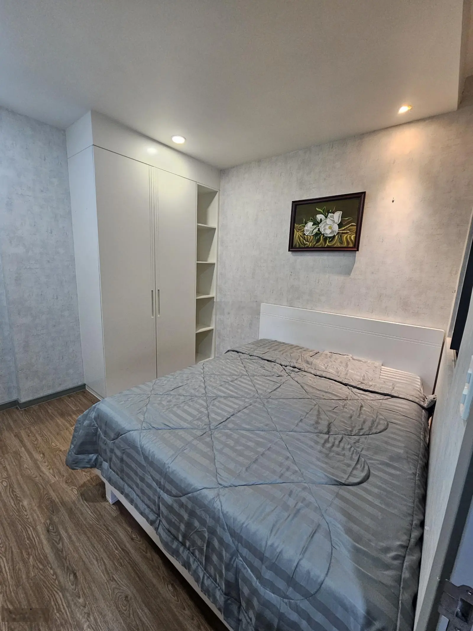 Bán căn hộ Gold View 2PN 2WC, DT: 80m2 sở hữu lâu dài; giá: 4.45 tỷ; View Sông LH: 0972 443 ***
