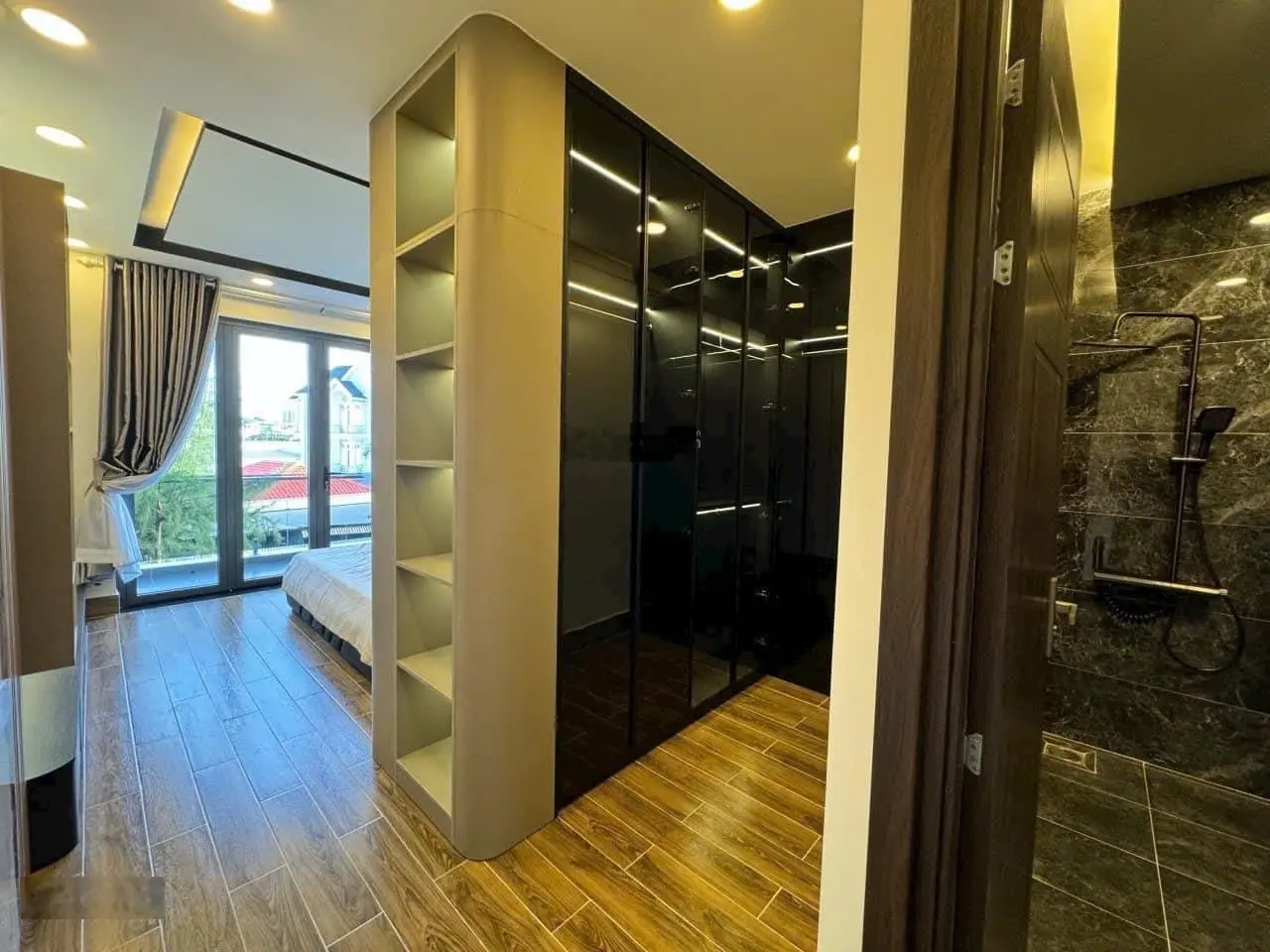 Bán nhà đẹp Quận 7. Liền kề phú Mỹ Hưng. DT 4x20m 3 lầu đẹp lung linh như hình. 0938 286 ***
