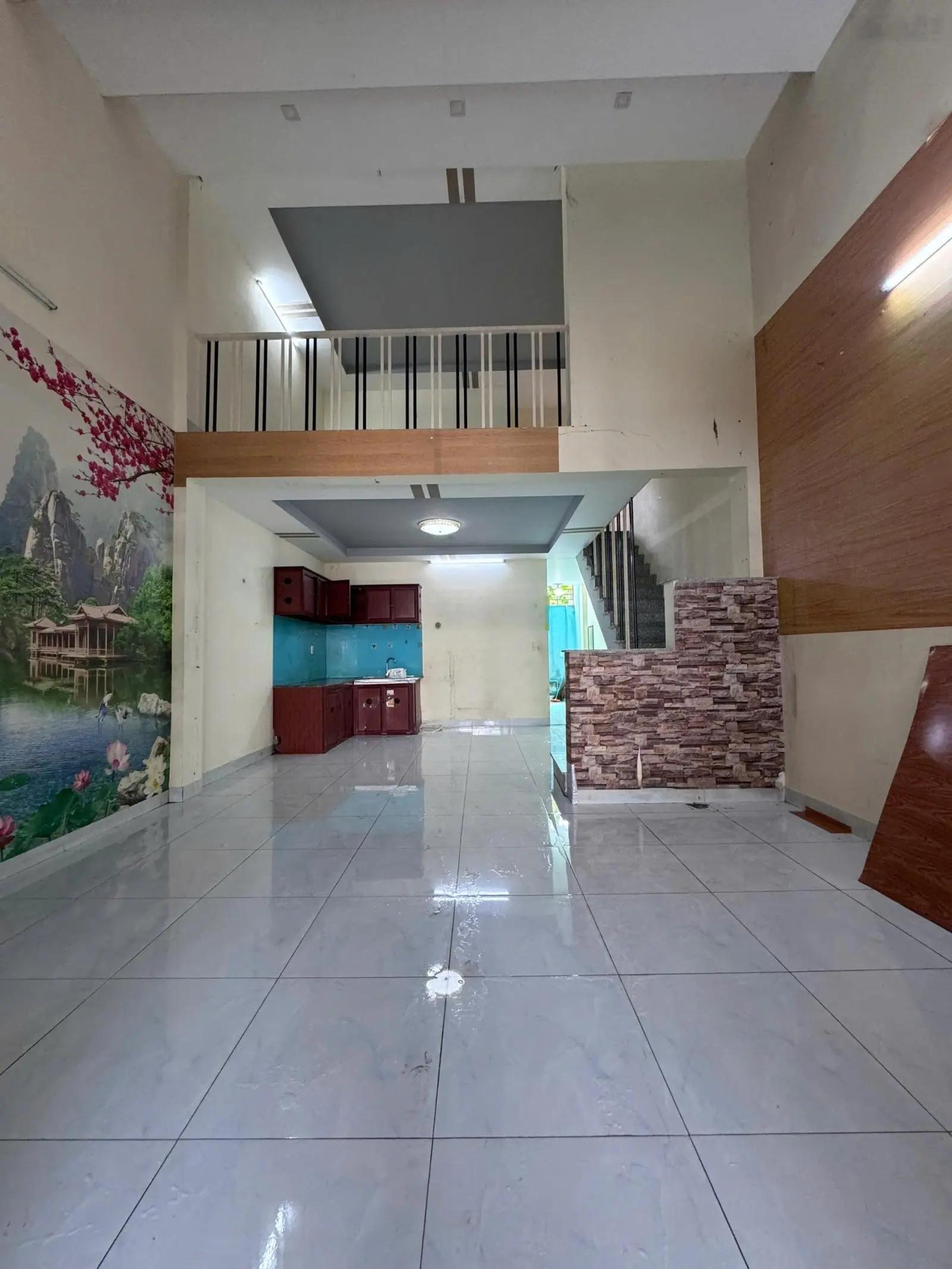 Nhà gác lửng SHR 5x19m. H. Tây sân xe 7 chỗ, 2PN, 2WC KP4 Trảng Dài Biên Hoà Đồng Nai