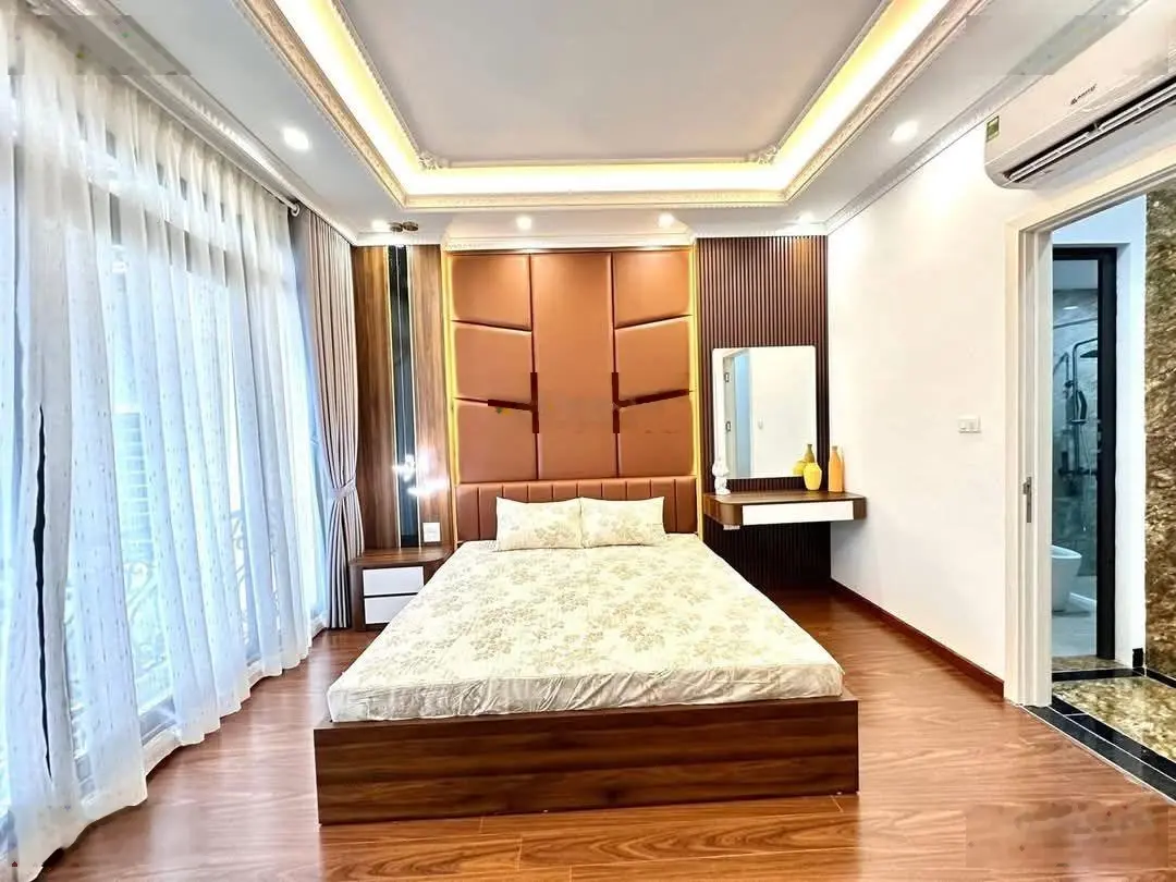 Bán nhà đống đa xã đàn vip mặt ngõ thông kinh doanh mọi loại hình nhà 6 tầng thang máy mặt tiền rộn