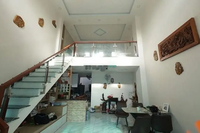 Bán nhà mặt tiền kinh doanh, 130m2, 4 tầng, nhỉnh 7Tỷ, Hà Huy Giáp Q12
