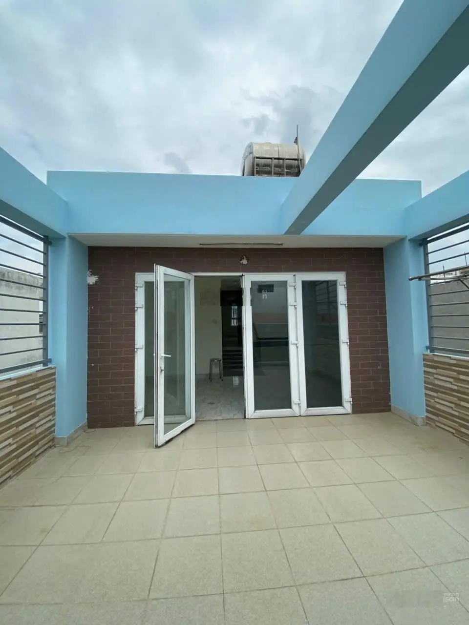 Bán nhà KDC Đại Phúc 5x22m. Trệt, 2 lầu. Sân thượng. Đường 12m. Giá 11tỷ5