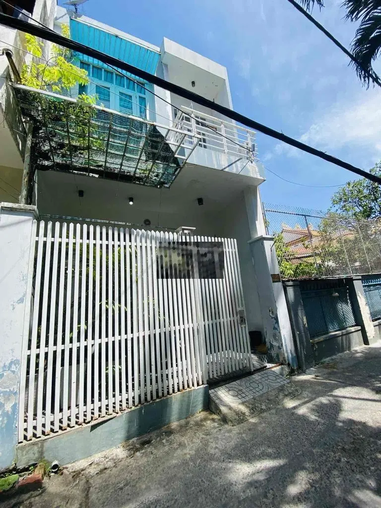 BÁN NHÀ KIỆT NÚI THÀNH