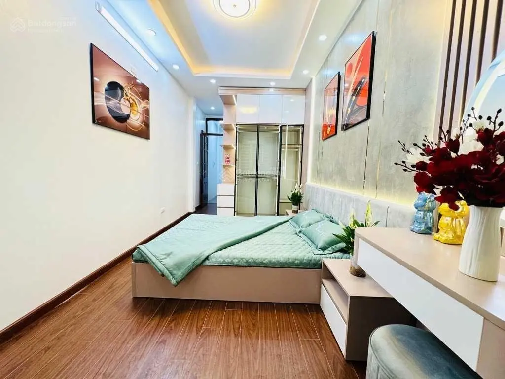 Bán nhà ngõ 10 Láng Hạ - 30m2 - 6 tầng - ngõ rộng - gần ôtô - nhà đẹp ở luôn - 5.25 tỷ 0394 743 ***