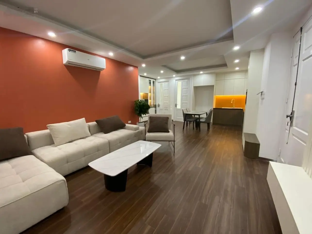 Bán gấp căn hộ 3 PN 100m2 tại 789 Bộ Tổng Tham Mưu - BQP, 5 tỷ VND