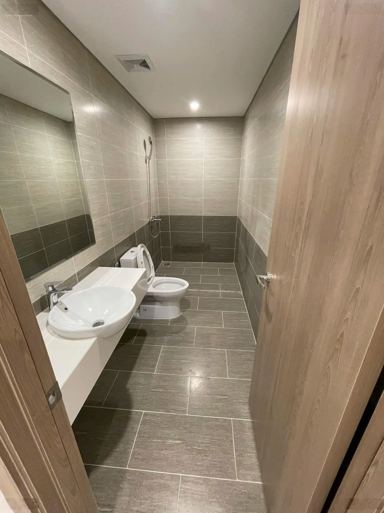 Chấn động Beverly Solari 2tỷ980 hàng mới Vinhomes Grand Park. Phân khu Thè Tropical