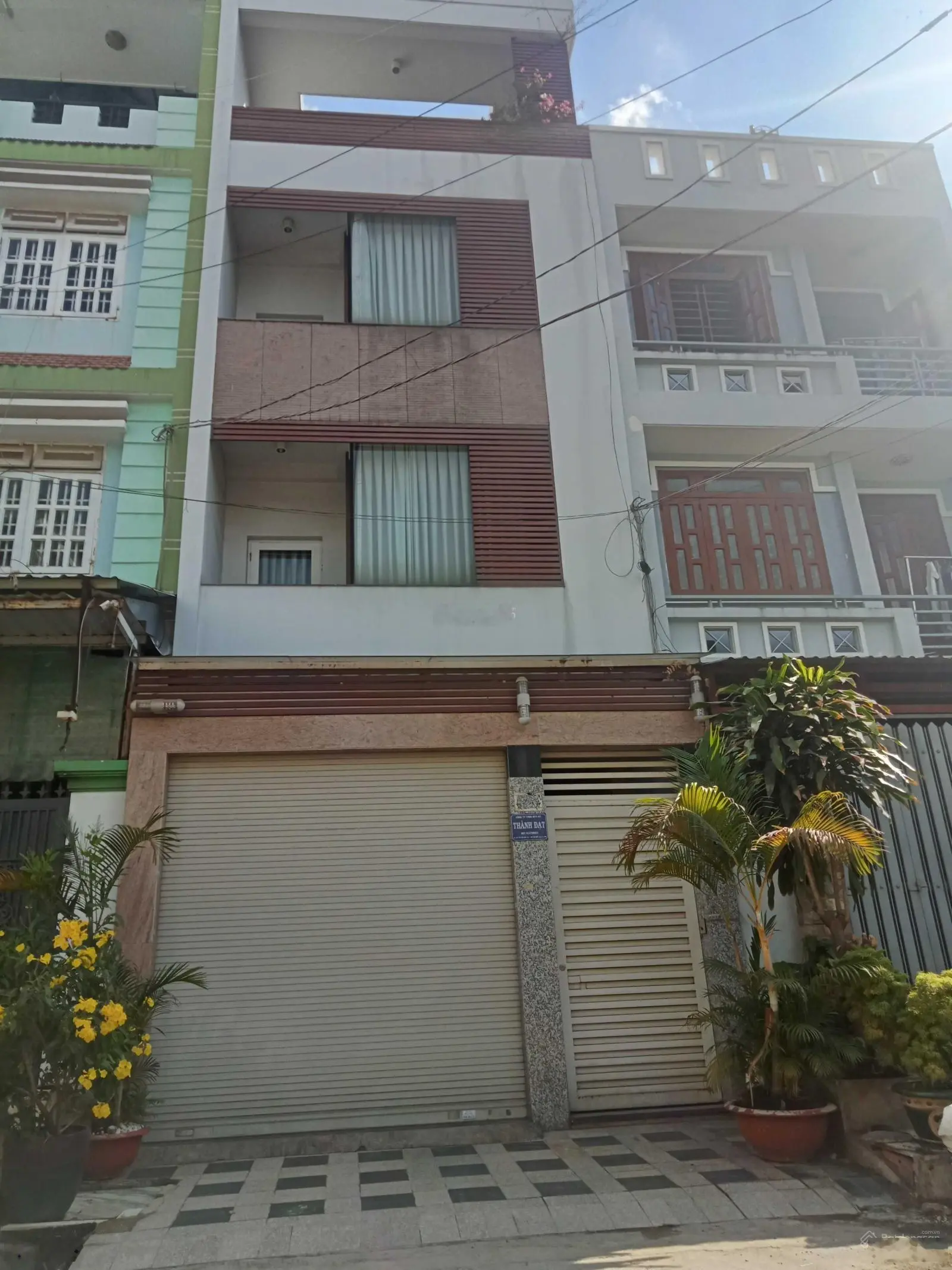 Khu 38 ha, nhà đẹp 4 tầng, 5x18m, sát MT Phan Văn Hớn, đường 10m, hơn 8 tỷ, vị trí đắc địa Q12