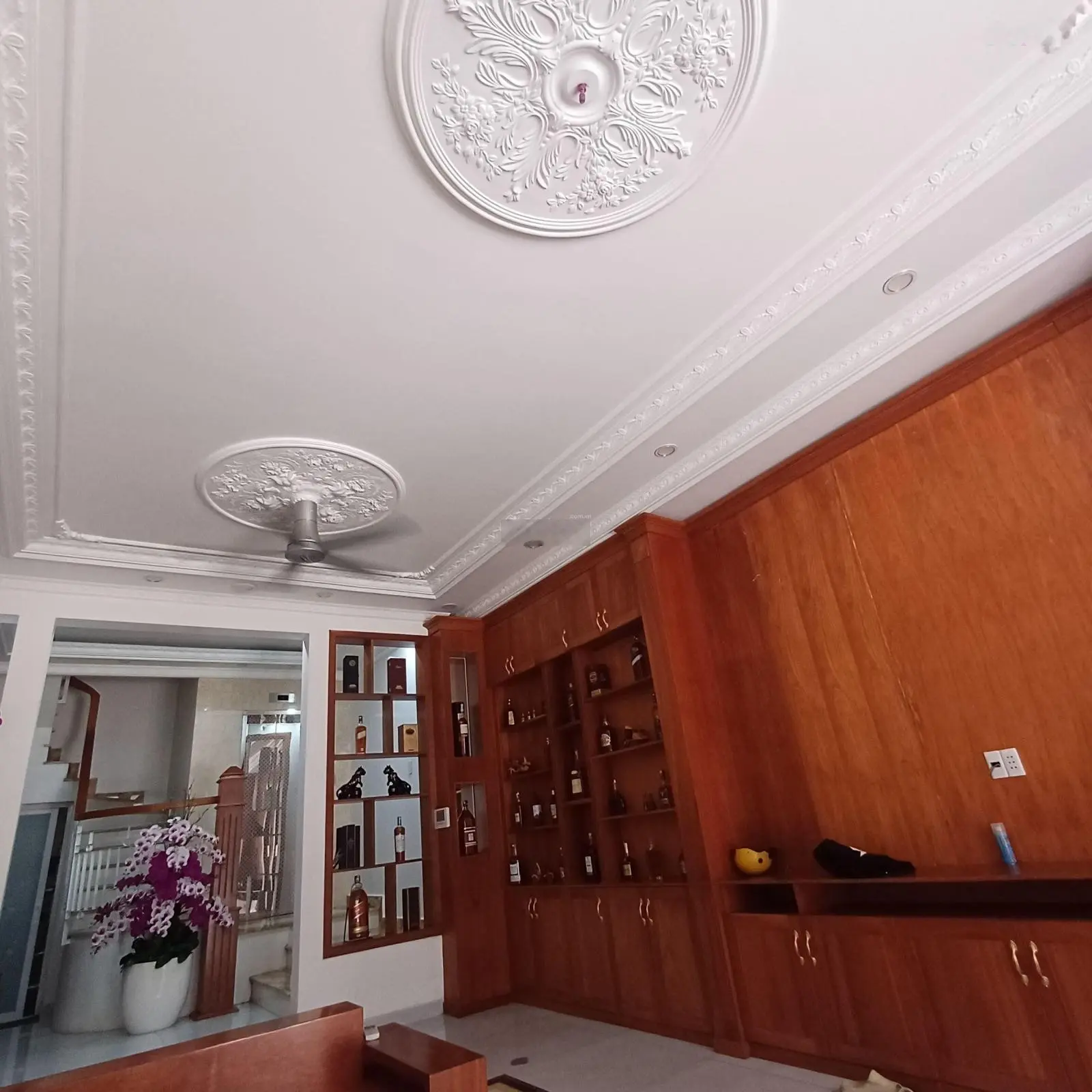 Khu phân lô đồng bộ cao tầng Hoàng Quốc Việt, có thang máy, ngang 5m, hơn 9 tỷ, full nội thất
