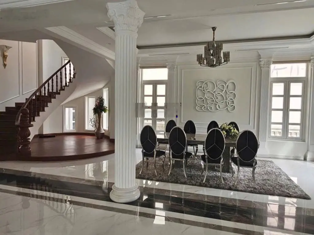 Siêu dinh thự Q7 - khu Kiều Đàm - 557m2 - 4 tầng - như hình - giá 85 tỷ