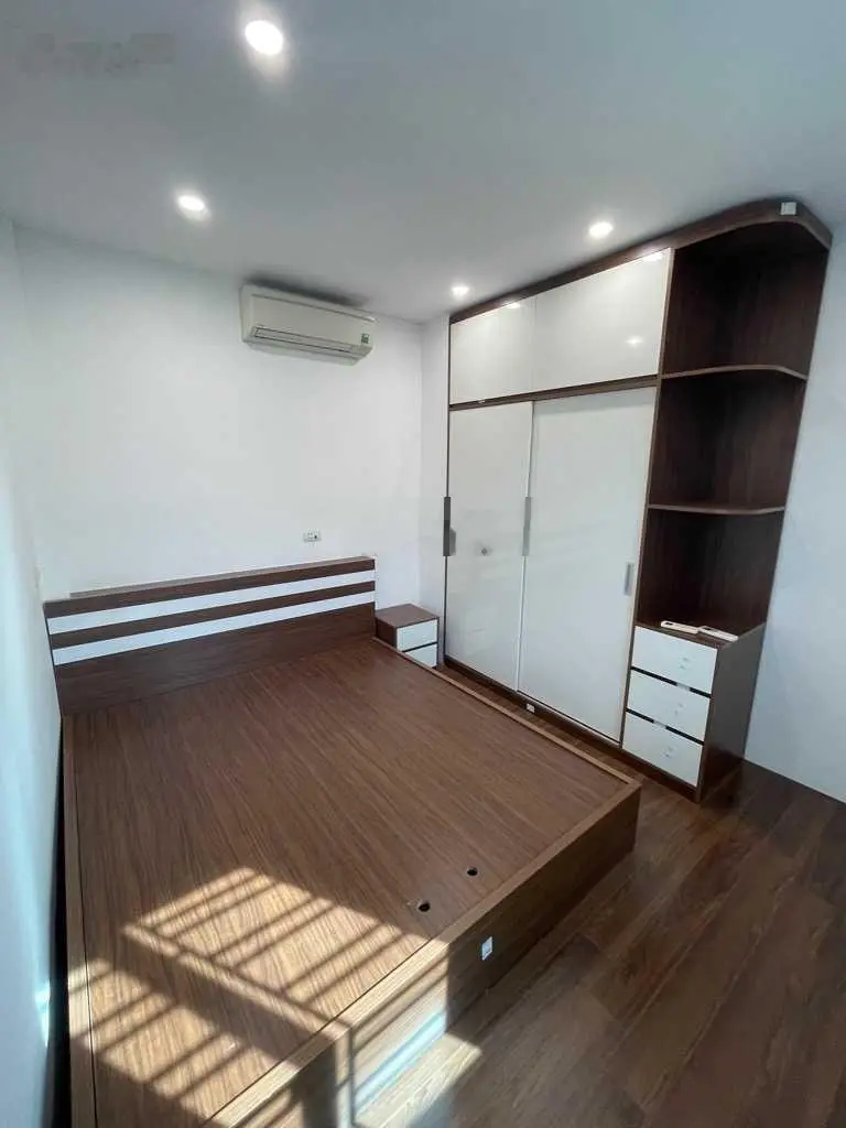 Hiếm nhất khu vực, sau huyện ủy, tt thanh trì. nhà 5 tầng, giá vô cùng hiếm và hợp lý