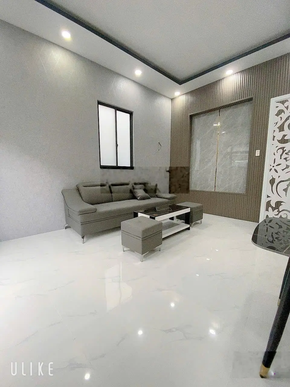 Bán nhà lầu mới đẹp sổ hoàn công nhà 2 mặt tiền lộ ô ô tiện ở kinh doanh nhà, gần Vincom Hùng Vương