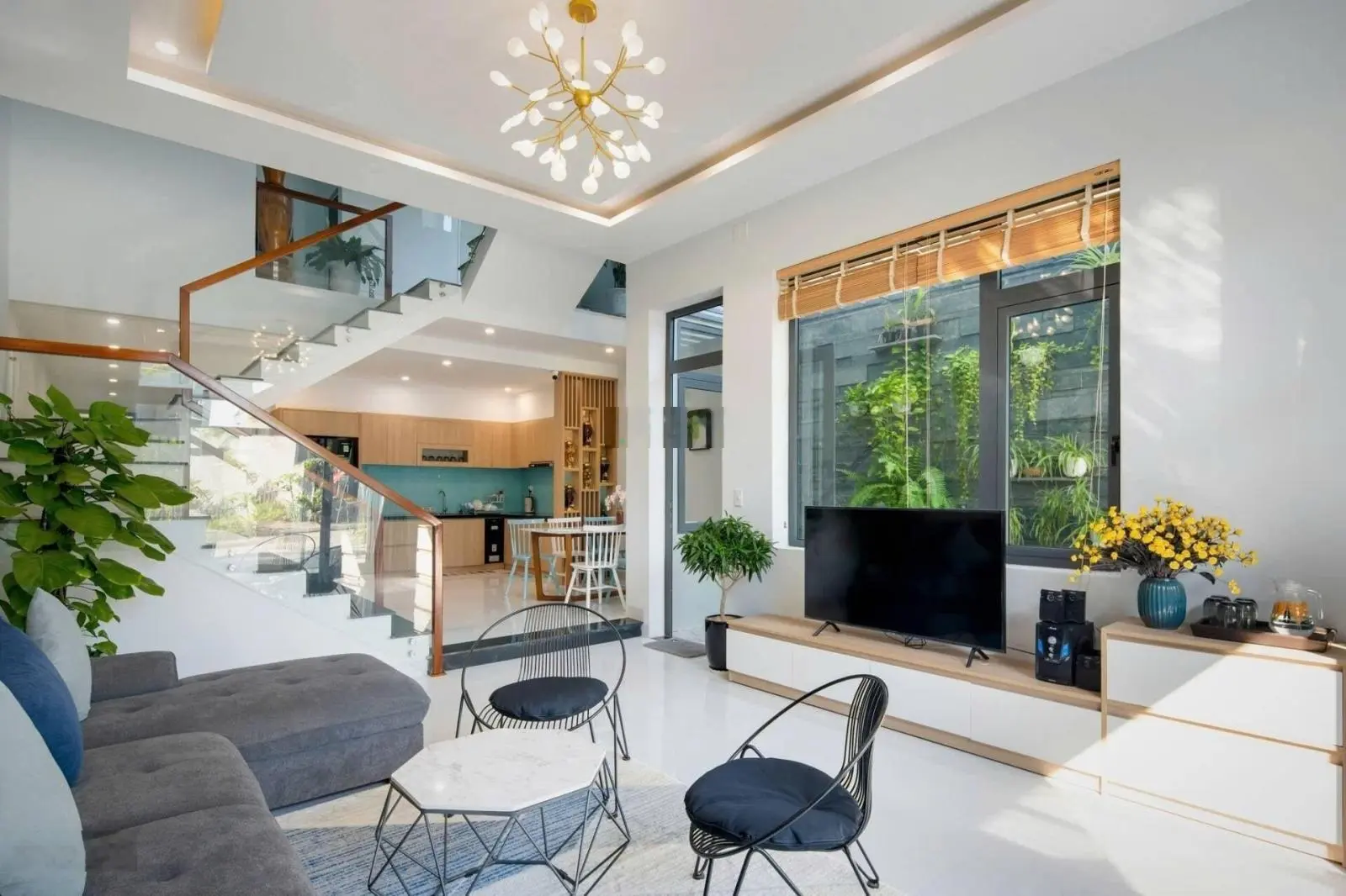 Bán gấp nhà 1/ ngay chợ Bình Chánh liền kề khu công nghiệp 110m2