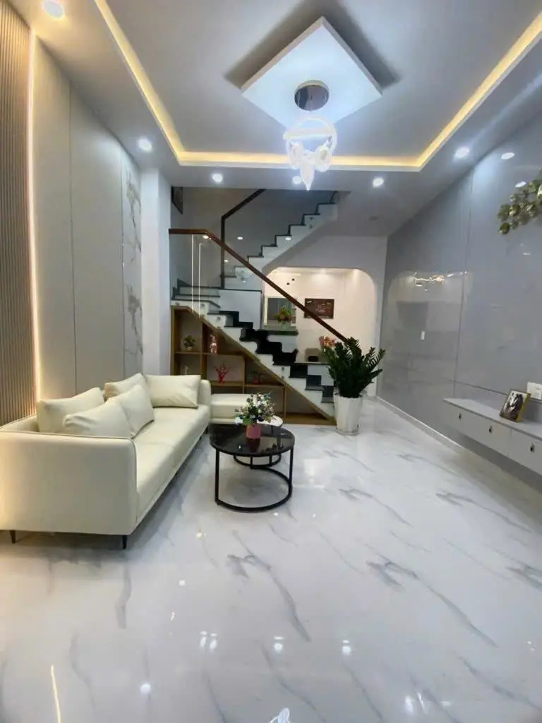 Nhà ngộp đường Vĩnh Viễn-P4-Q10 Giá 5tỷ3/76m2(5,5x15m) Đang cho Thuể 60tr/Tháng