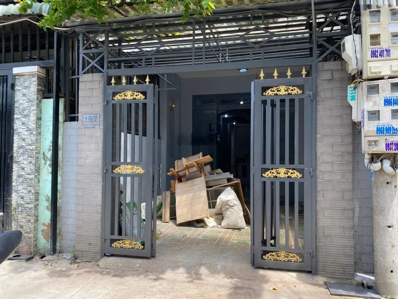 Nhà lầu gần ngã Ba Cây Lớn, giá 4 tỷ 200 triệu