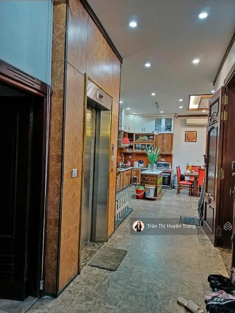 Biệt thự vip sát Vườn Đào, Lạc Long Quân, 85m2, 5 tầng thang máy, 2 mặt ngõ ô tô, 35 tỷ 0973 355 ***