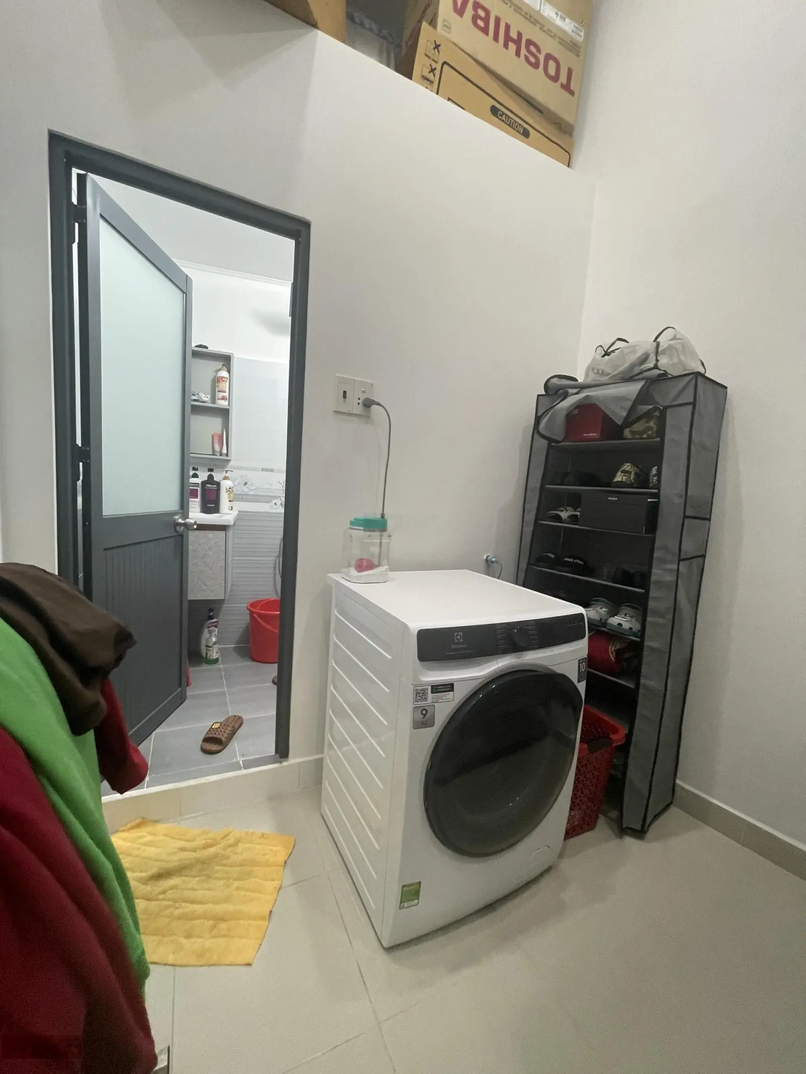 Nhà trệt lầu 2 phòng ngủ hẻm 1/ phạm văn đồng. Phường linh tây. Sổ hồng. Nhà đẹp. Ảnh thực