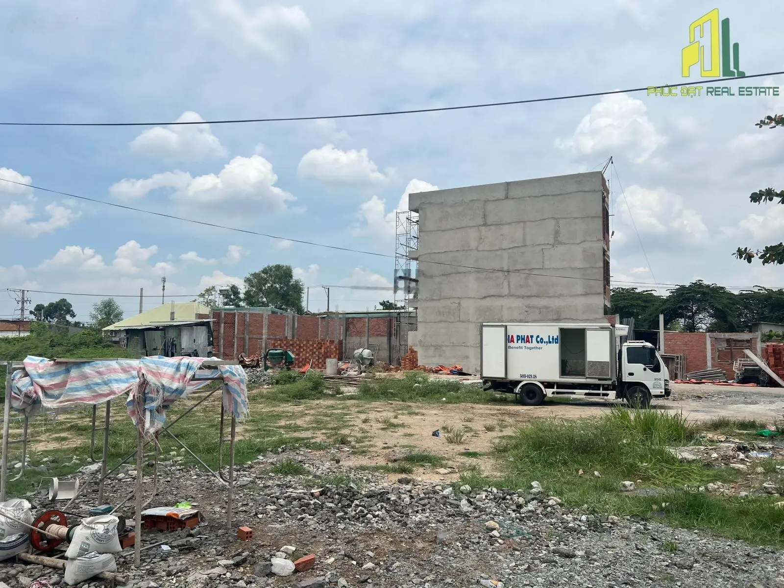 Bán căn nhà 1T1L 1 sẹc Nguyễn Thị Tồn p.Bửu Hoà đường 2 ô tô