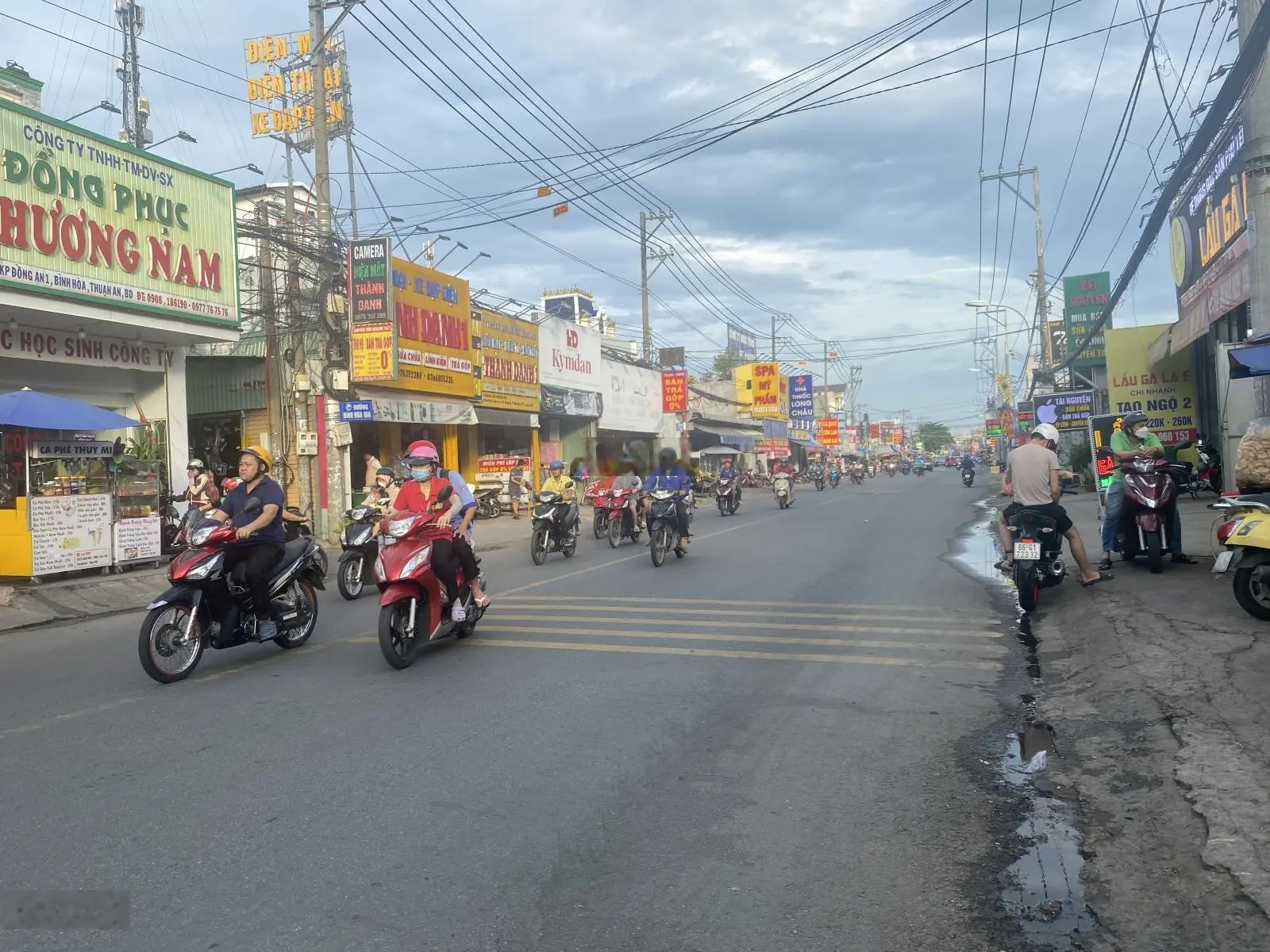 Bán nhà ngộp NH góc 2MT Đường số 6. DT: 163m2. Ngang 11m. Giá 8,5 tỷ