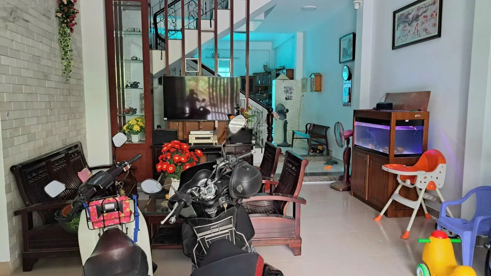 Bán nhà phố (5x18m) 4 tầng đường D1, Phường Phú Mỹ, Quận 7. Giá chỉ 14 tỷ! LH: 0917 796 186