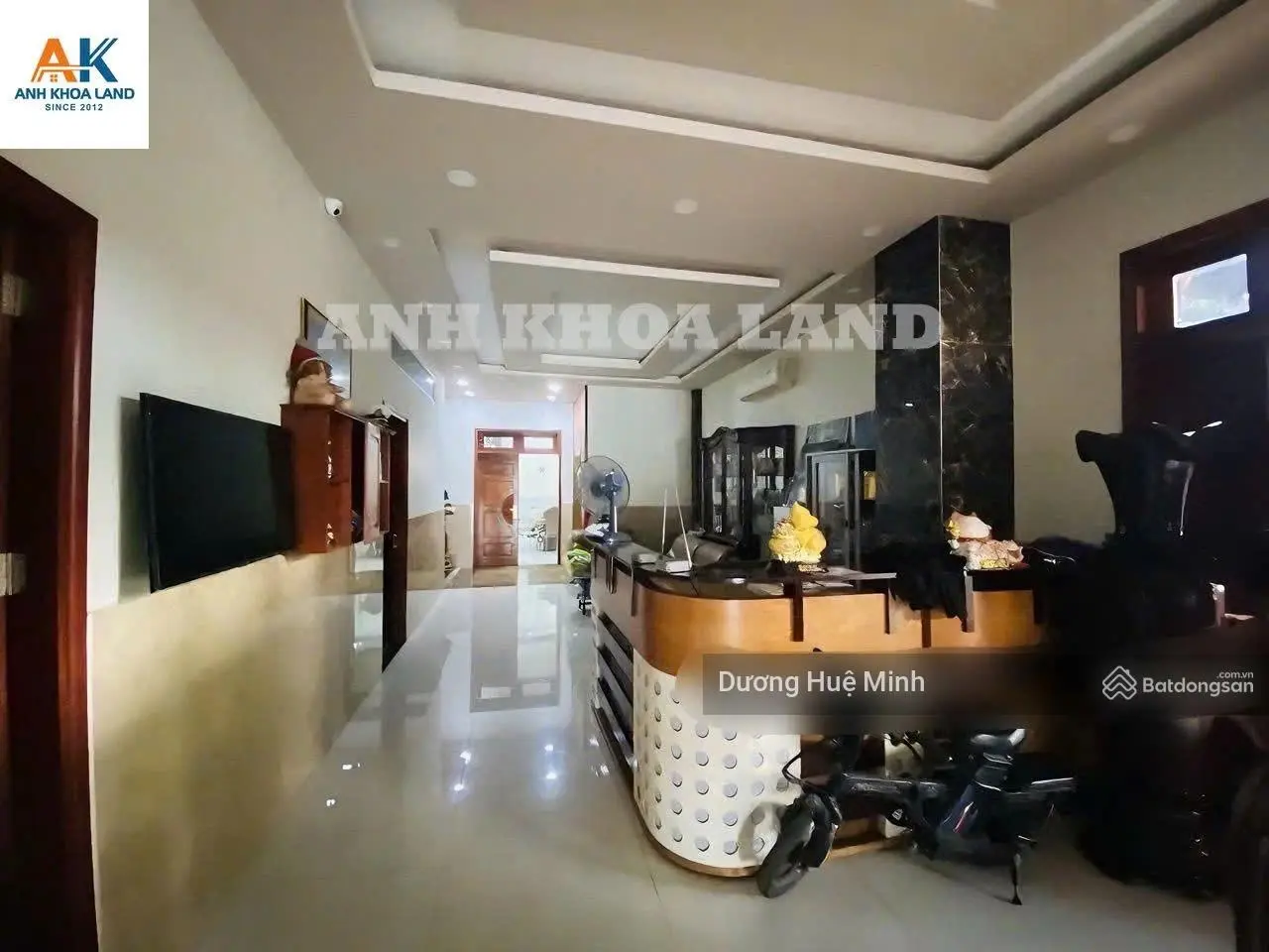 Ngộp ngân hàng bán toà khách sạn 5 tầng, 43 phòng, hoàn công chuẩn, ngang 20m, ngay Hoàng Hữu Nam