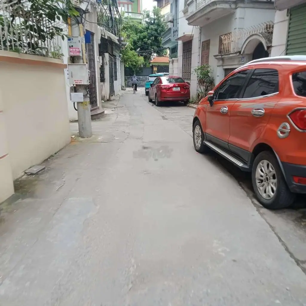Bán đất tặng nhà xưởng tại mặt ngõ 95 phố Thúy Lĩnh, ô tô đỗ cửa,4,6 t