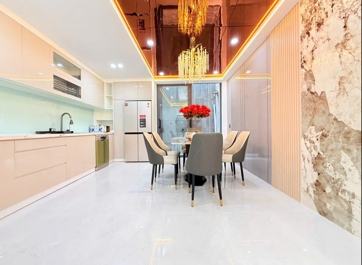 Bán nhà đẹp xuất sắc HXH, Đường QUANG TRUNG thông ra LÊ VĂN THỌ, Gò Vấp, 6 Tầng, 64m2, nhỉnh 11 tỷ