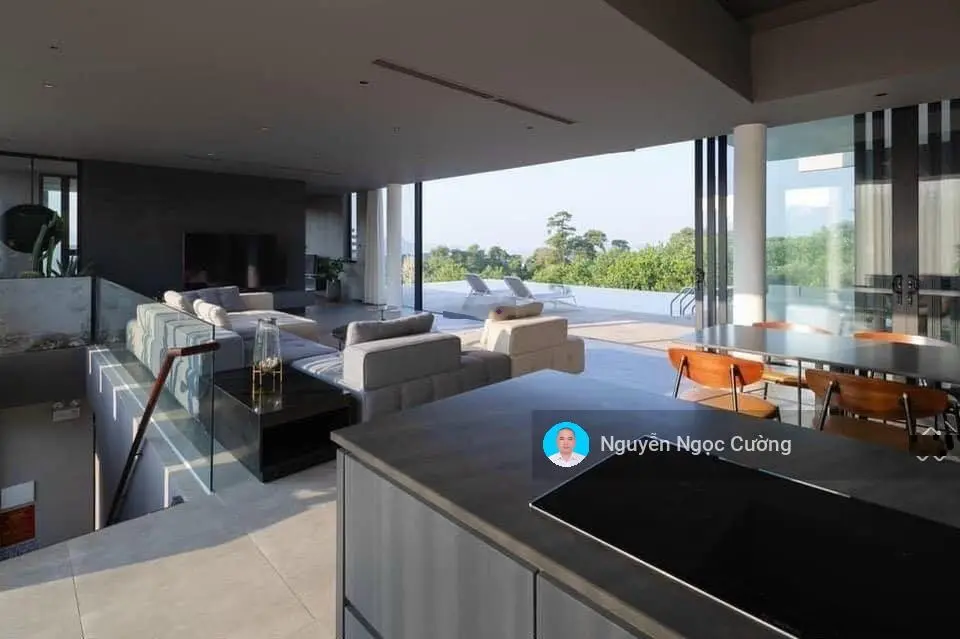 Bán biệt thự Tuần Châu Hạ Long, siêu đẹp, đang cho thuê nghỉ dưỡng 2.5 tỷ, 500m2, 30 tỷ 0903 491 ***
