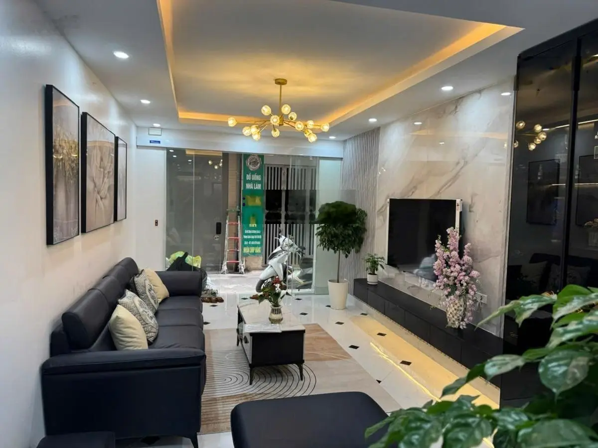 Siêu phẩm Tây Hồ, thang máy full NT, kinh doanh thang máy ô tô. DT 38m2 5T MT 3,5m giá 11,5tỷ có TL