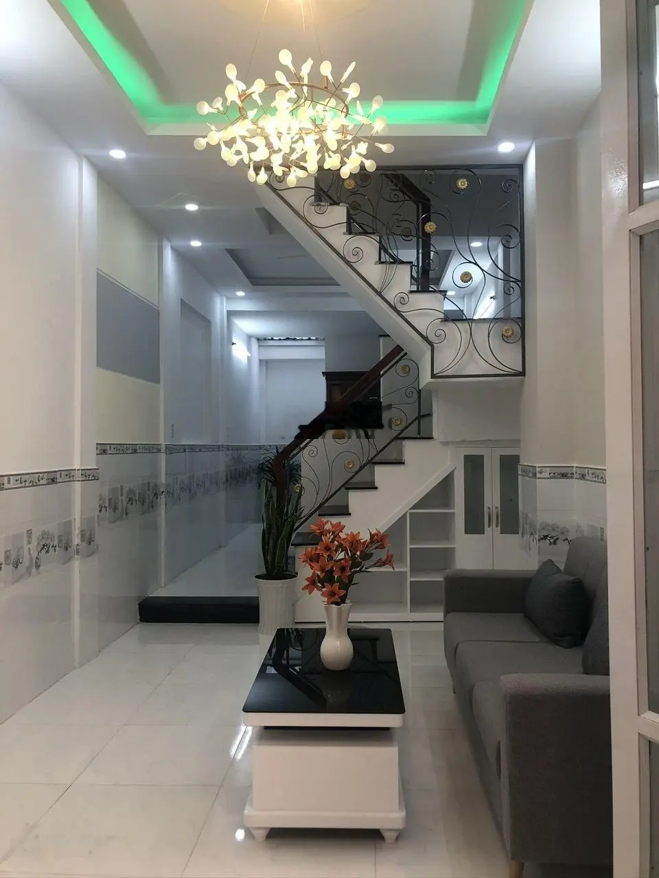 Nhanh thì còn khách ơi 1 trệt 2 lầu Q12 giá 1tỷ750, cách Gò Vấp 5 phút