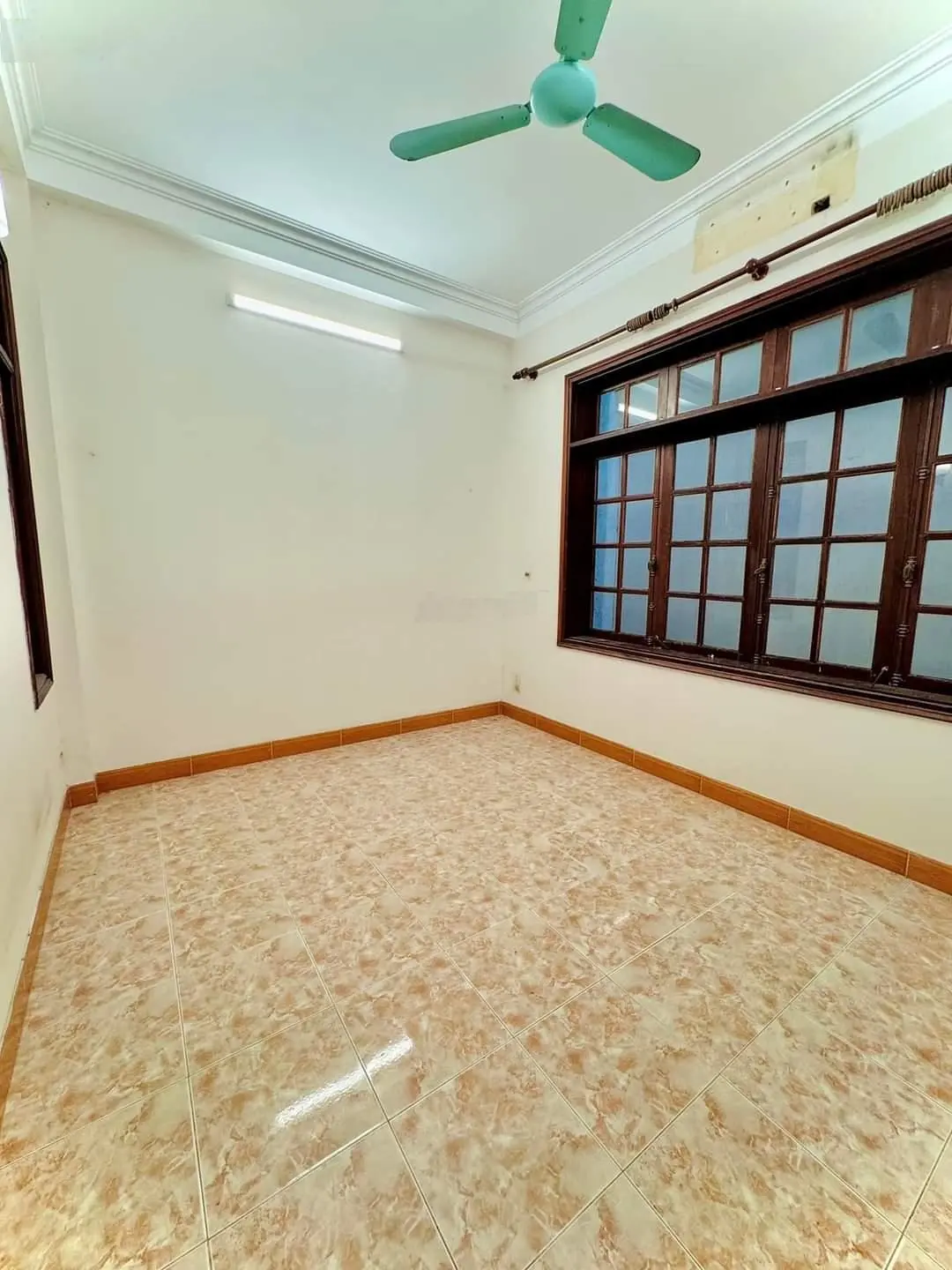 Bán nhà phố Kim Đồng, Hoàng Mai, ô tô đỗ cửa, vào nhà, kinh doanh sầm uất, hoặc vừa ở vừa làm vp