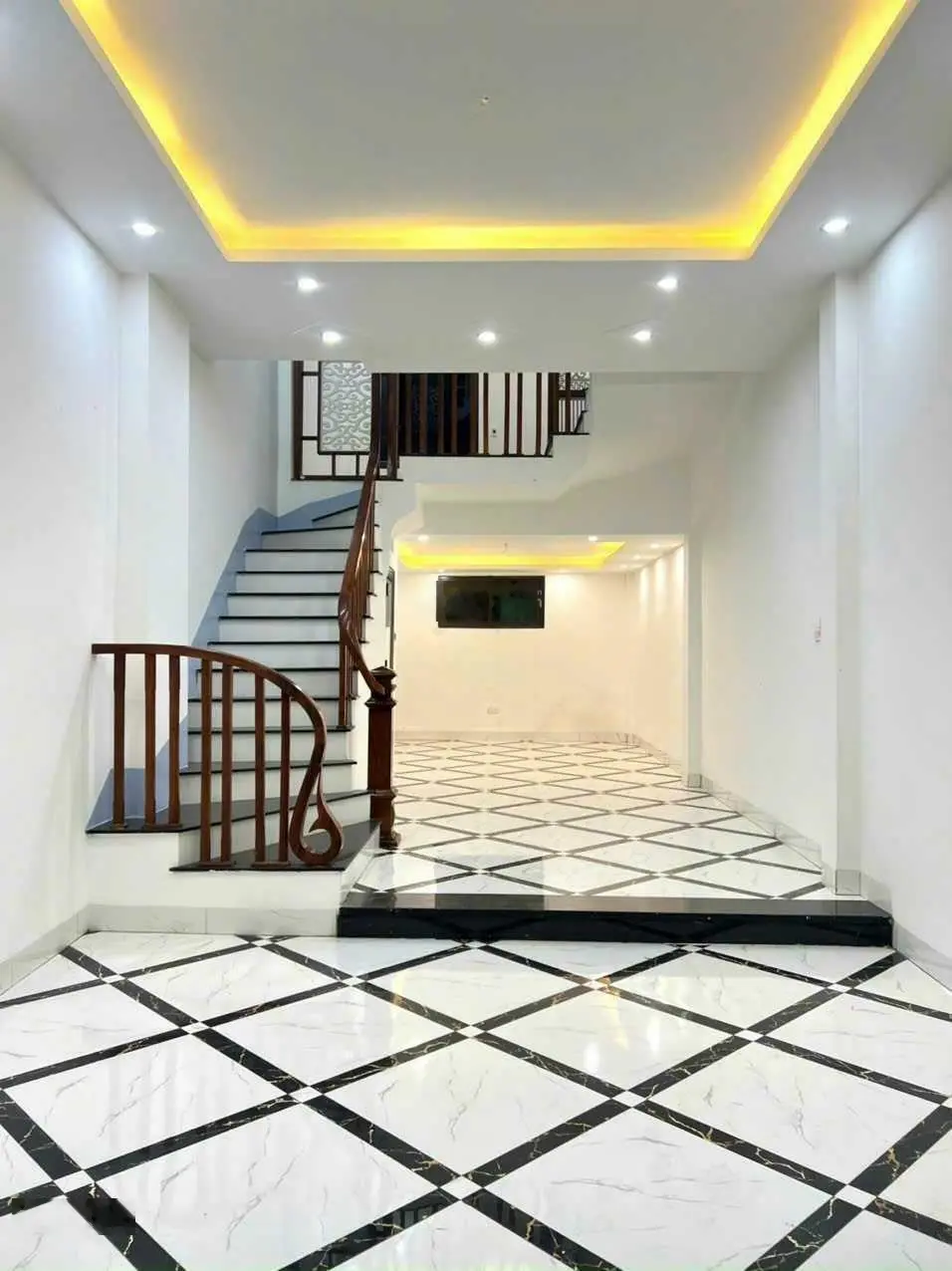 2.75 tỷ có nhà AN Khánh 38M 4 Tầng, 4p ngủ, 40m đường ô tô tránh kinh doanh