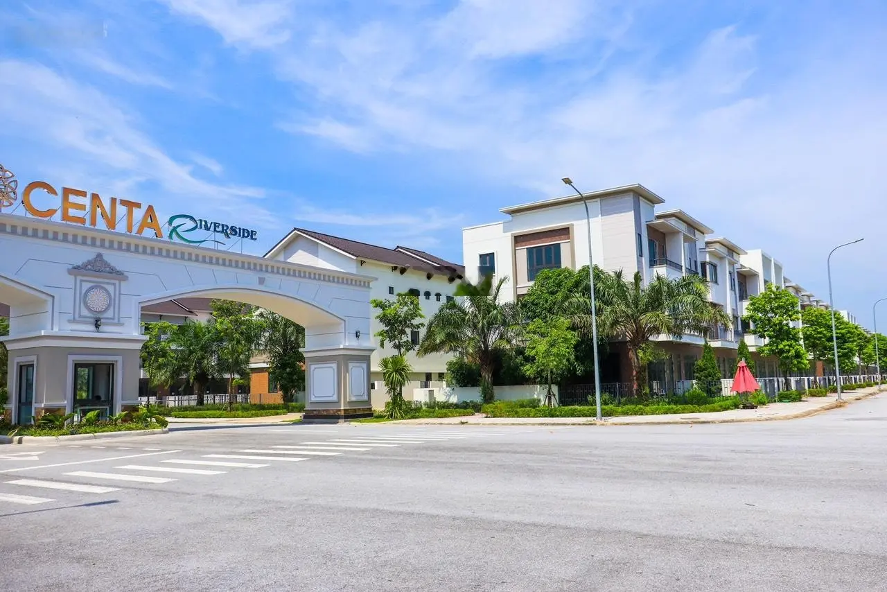 Shophouse trục chính Centa Riverside 60m mua trực tiếp CĐT, giá 80tr/1m2 vay miễn gốc lãi, CK 5%