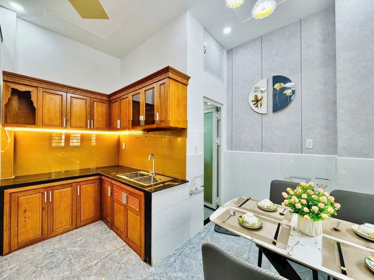 Giá 7 tỷ 450. cuối năm bán nhà trần quý khoách,q1. hxh. vị trí trung tâm. lh: 0347.153.456