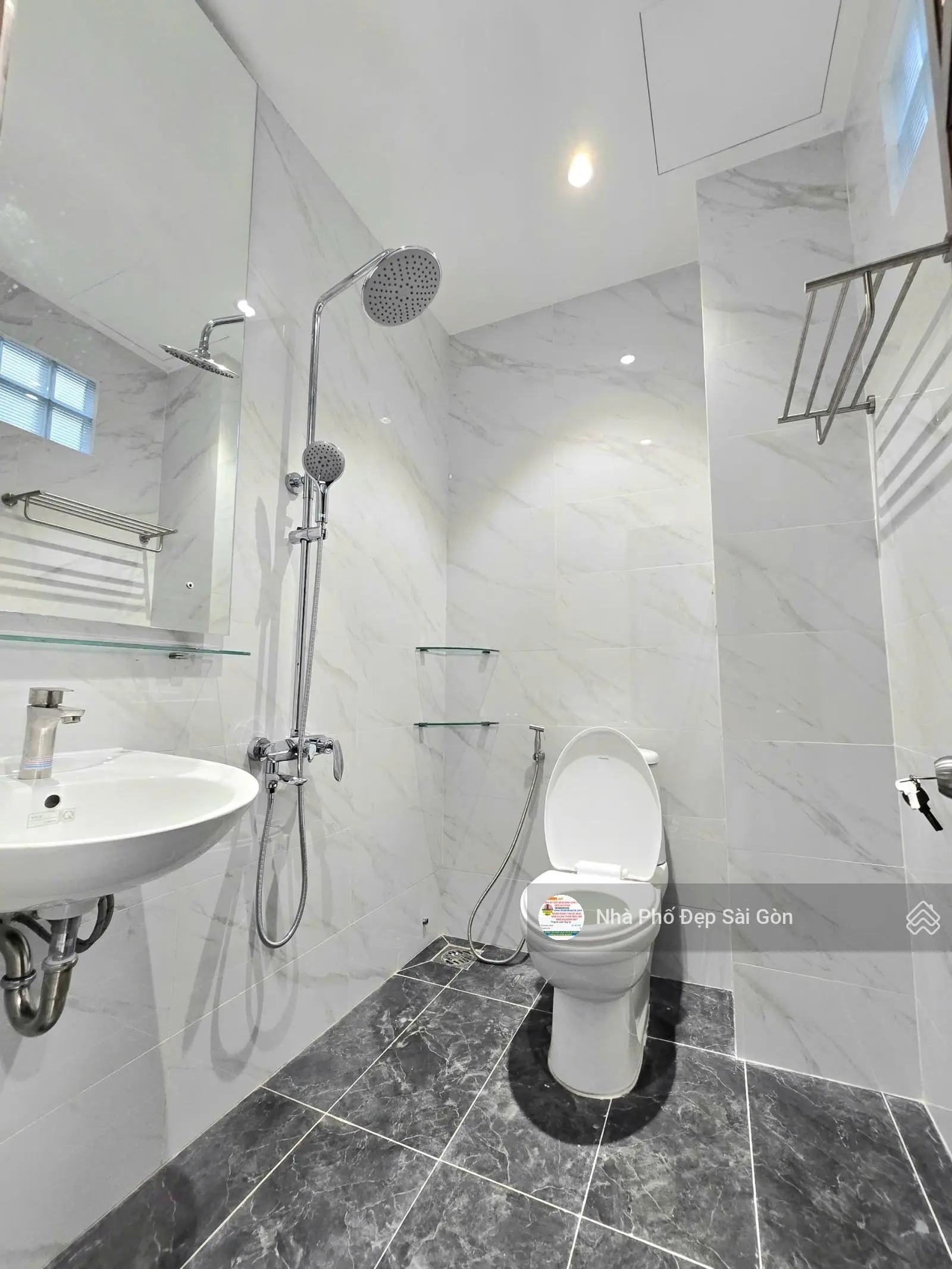 Bán siêu phẩm nhà phố đúc 3 lầu Hẻm 4m Đồng Đen- Bàu Cát- P14-Tân Bình. nhà MỚI chỉ nhỉnh 6 tỷ